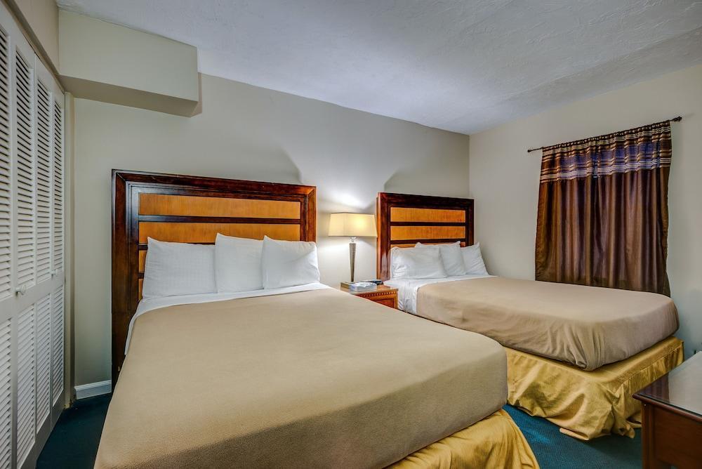 Quarters Daytona Aparthotel Wilbur-by-the-Sea