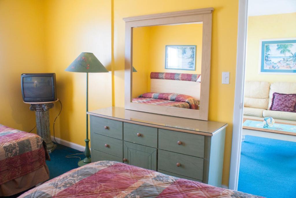 Quarters Daytona Aparthotel 3*