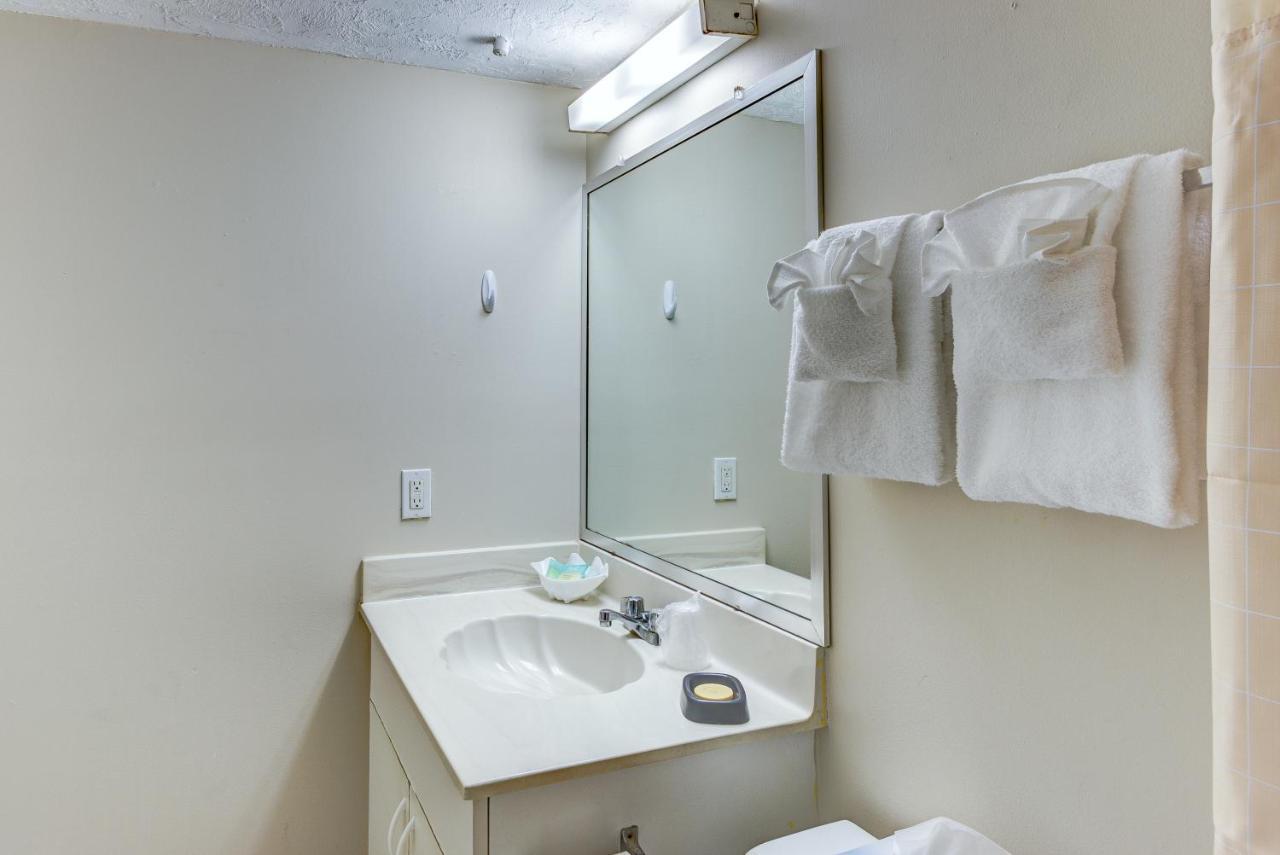 Quarters Daytona Aparthotel Wilbur-by-the-Sea