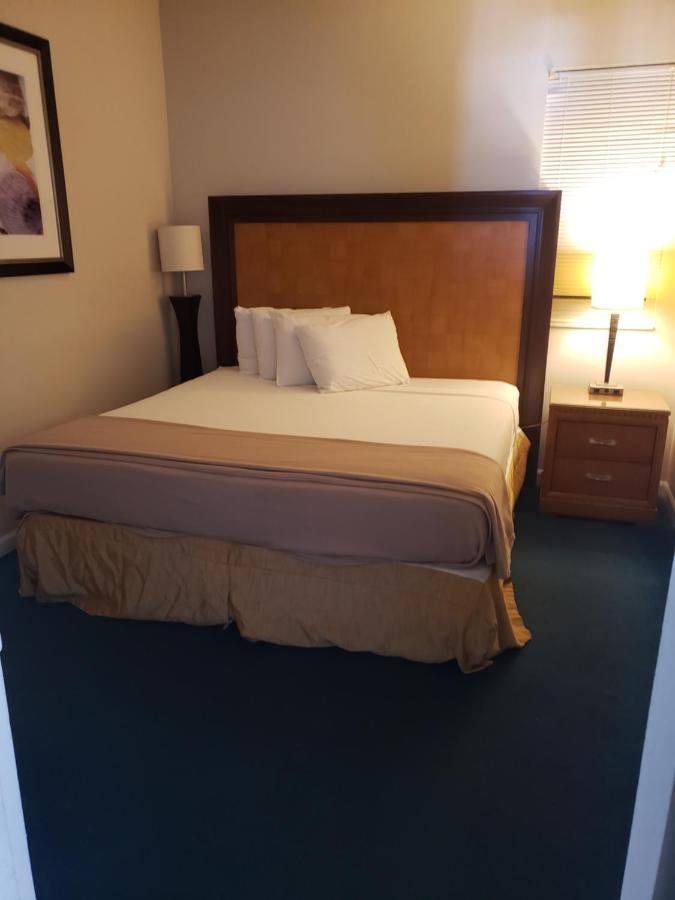 Apart-hotel Quarters Daytona 3*